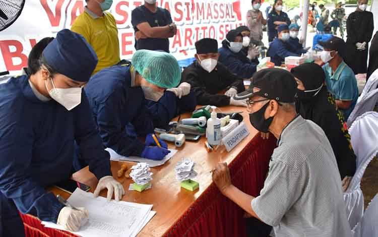 Vaksinasi Dosis Kedua Lansia Kalteng Bertambah 688 Orang