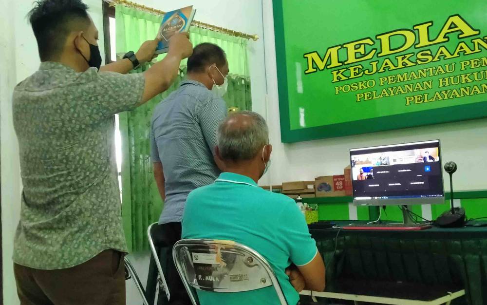 Pak Kades Sebut Uang yang Diterimanya dari Ketua Koperasi untuk Bayar Utang