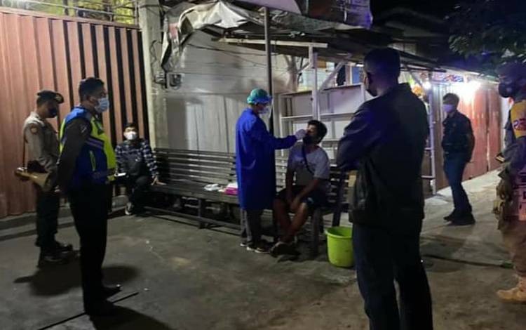 Satgas Covid-19 Lamandau Tes Antigen Pelanggar Prokes saat Operasi Yustisi