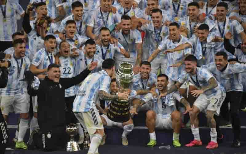 Akhir Manis Perjuangan Gigih Messi Memburu Trofi bersama Timnas Selama 16 Tahun