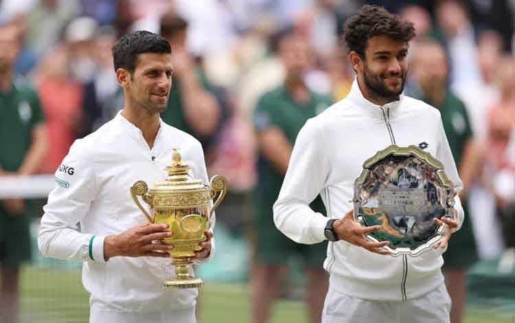 Berrettini Yakin Suatu Saat Ia Angkat Trofi Juara Wimbledon