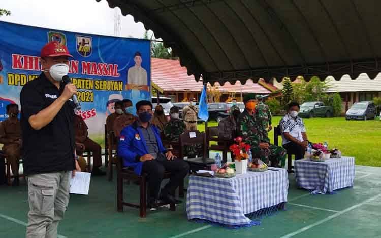 Bupati Seruyan Hadiri Khitanan Massal di Desa Asam Baru