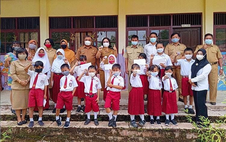 SDN 1 Jaar Barito Timur Jalin Kerja Sama dengan Sekolah di Malaysia