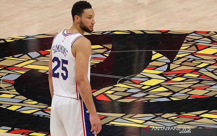 Sixers Jajaki Opsi Barter Ben Simmons