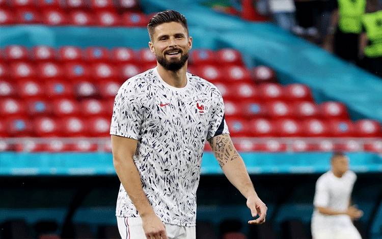 AC Milan Boyong Olivier Giroud dari Chelsea