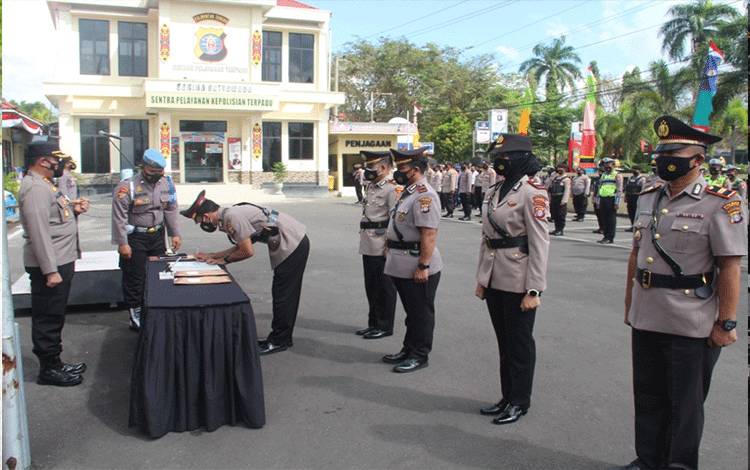 Tiga Kapolsek Jajaran Polres Kotim Bergeser Tepat pada Hari Raya Idul Adha