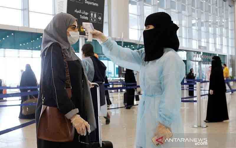 Arab Saudi Izinkan Warga Penerima Vaksin ke Luar Negeri
