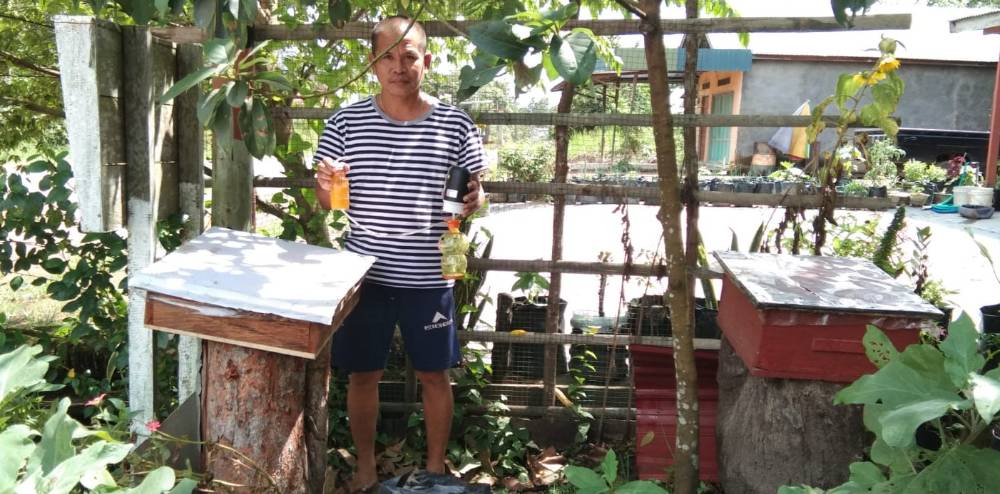 Warga Desa Bangkal Kembangkan Usaha Madu Klanceng
