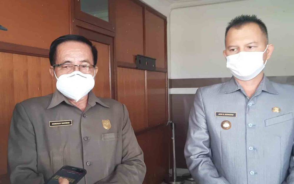 Ketua DPRD Gunung Mas Imbau Masyarakat Kibarkan Bendera Setengah Tiang