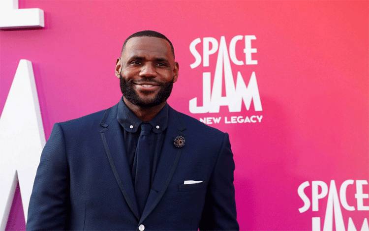 LeBron James Jadi Pebasket NBA Paling Tajir Sejagat