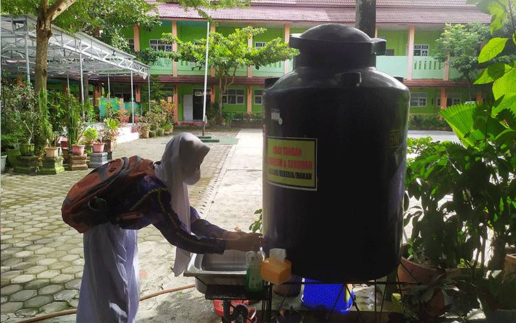 SMP Negeri 2 Sampit Sediakan Pelayanan Khusus Aduan Teknis Pembelajaran Jarak Jauh