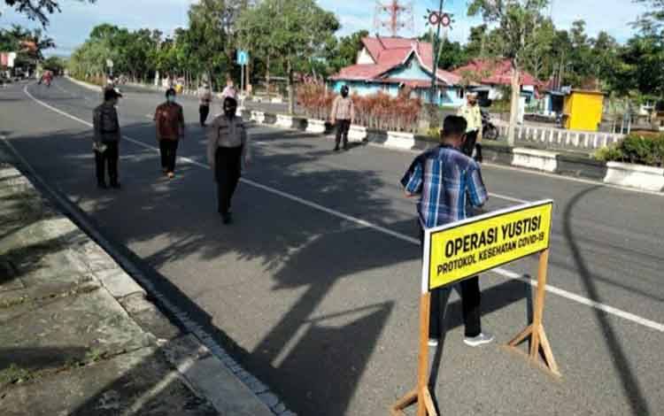 Polsek Selat Gencarkan Operasi Yustisi Sasar Warga Tidak Gunakan Masker