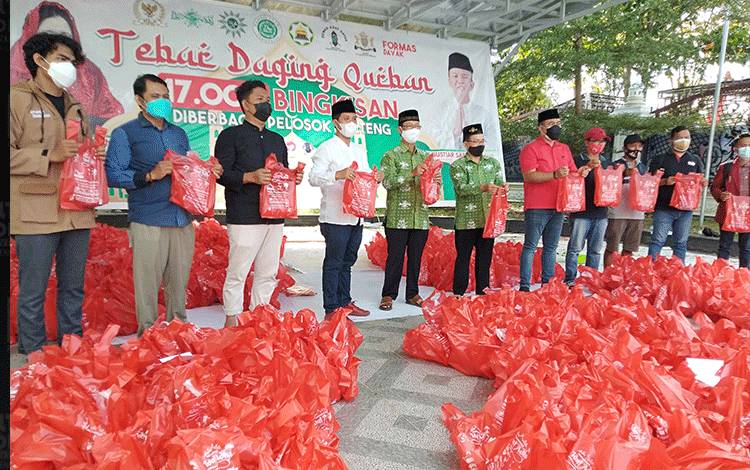 H Agustiar Sabran Berbagi Hingga ke Pelosok di Momen Idul Adha