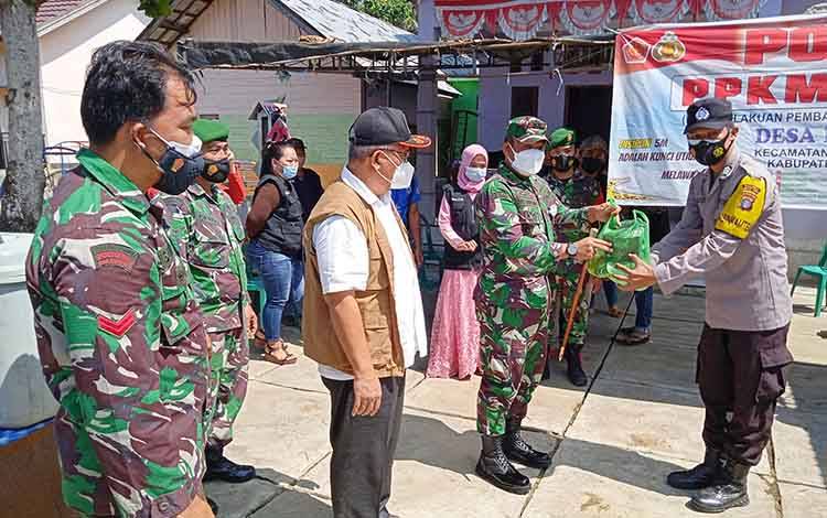 Dandim Buntok Cek Kesiapan Pos PPKM Mikro di Kecamatan Pematang Karau