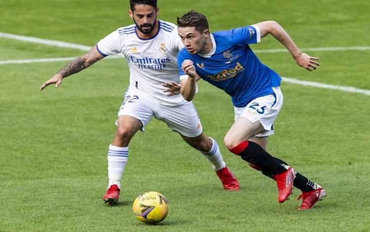 Real Madrid Dipecundangi Rangers dalam Laga Persahabatan