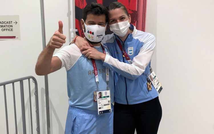 Atlet Anggar Argentina Dilamar di Tengah Sorotan Kamera TV