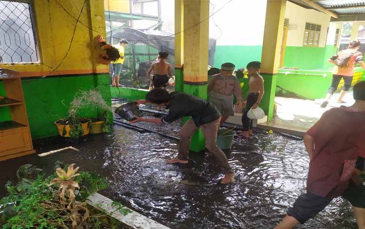 SDN 4 Ketapang Percayakan Sepenuhnya Penyelidikan Penyebab Kebakaran ke Aparat