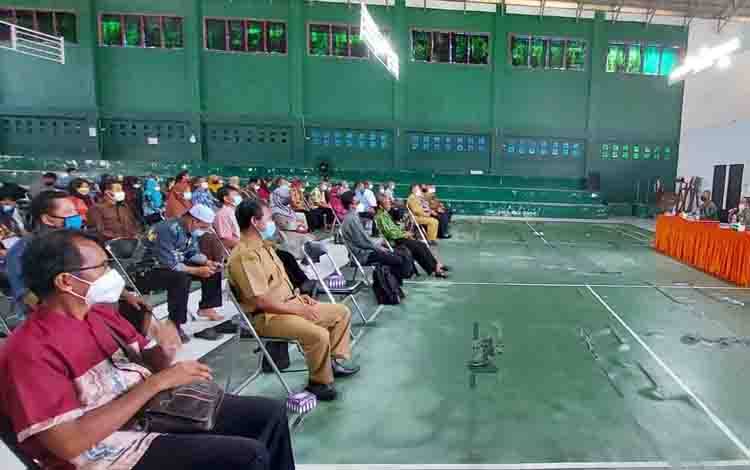 Buka Sosialisasi BOS dan BOP, Ini Arahan Bupati Seruyan