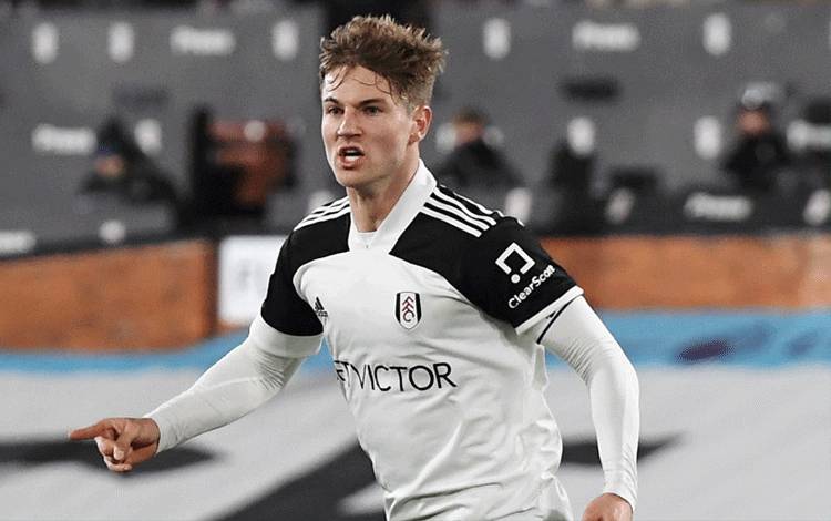 Crystal Palace Datangkan Bek Denmark Joachim Andersen dari Lyon