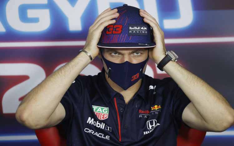 Verstappen Komentari Insiden Kecelakaan dengan Hamilton di Silverstone