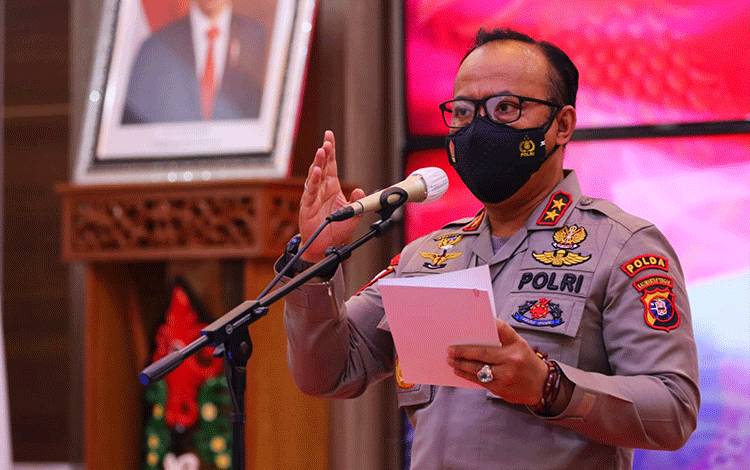 Kapolda Kalteng Lepas Belasan Personel Masuki Pensiun