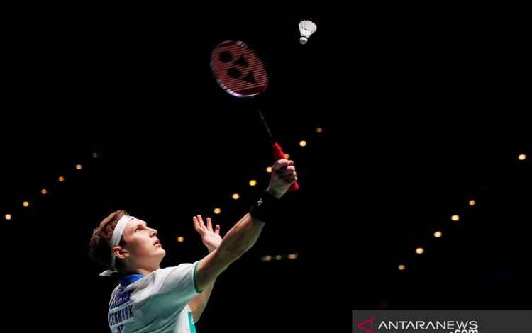 Hentikan Cordon, Axelsen Jumpa Chen Long pada Perebutan Medali Emas