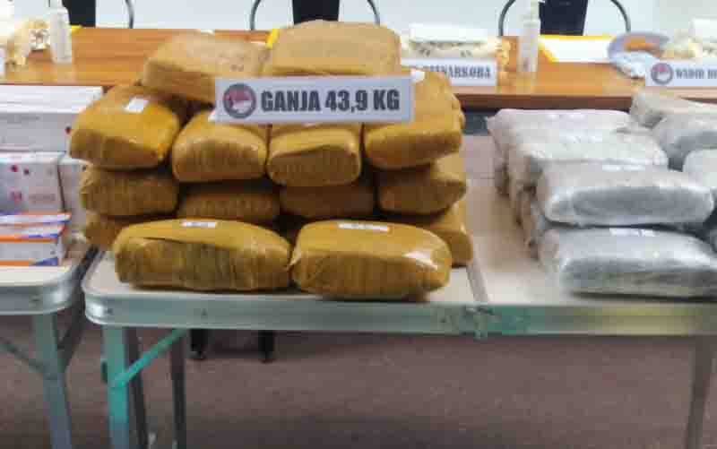 Polisi Gagalkan Peredaran 43,9 Kilogram Ganja