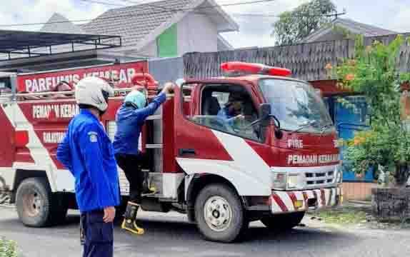 Mebel Nyaris Membara di Baamang