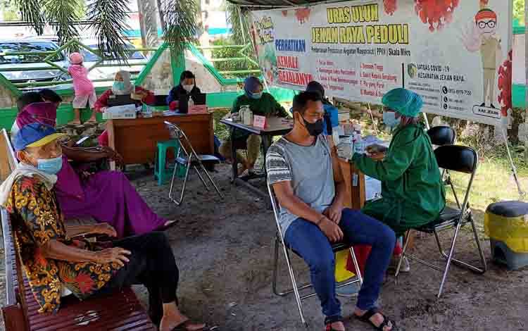 Gubernur Berharap Program Vaksinasi di Kalteng Bisa Tercapai Tepat Waktu