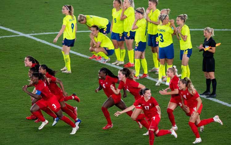 Menang Adu Penalti Lawan Swedia, Kanada Raih Emas Sepak Bola Putri