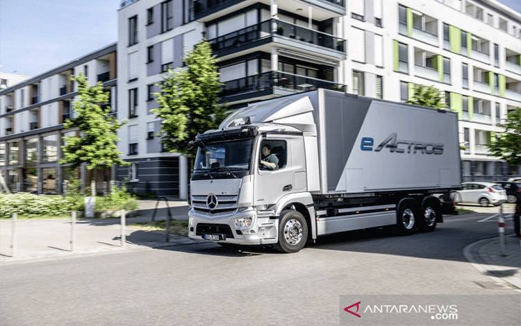 Mercedes-Benz, Daimler Truck Fokus ke Elektrifikasi dan Digitalisasi