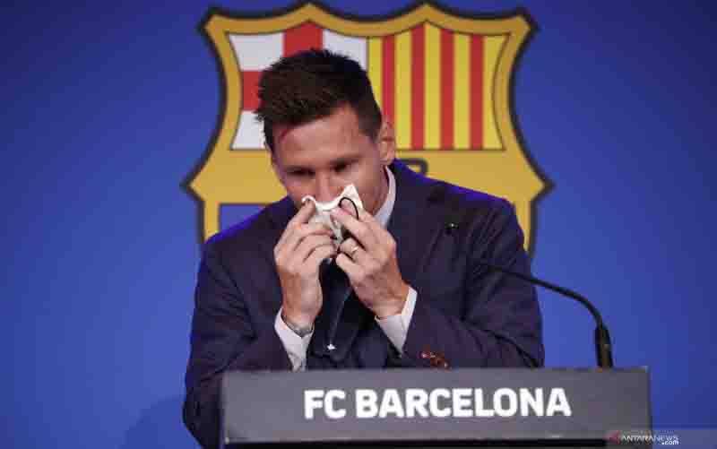 Messi Menangis saat Ucapkan Perpisahan kepada Barcelona