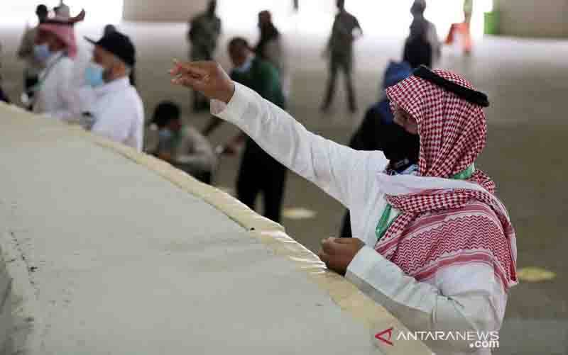 Arab Saudi Mulai Terima Jamaah Umrah dari Luar Negeri yang Sudah Divaksin