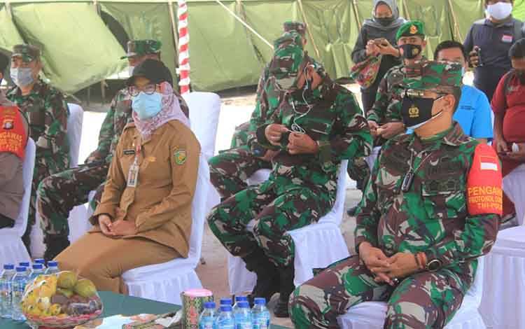 Sekda Palangka Raya Apresiasi Bantuan TNI Tangani Covid-19