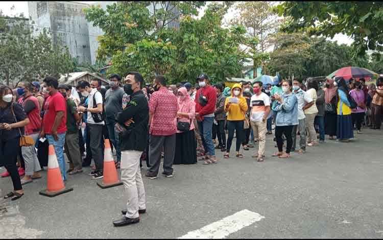 Dinas Kesehatan Kobar Telusuri Dugaan Oknum Minta Bayaran dari Warga untuk Vaksinasi