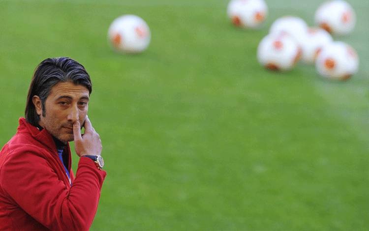 Murat Yakin Resmi Melatih Timnas Swiss