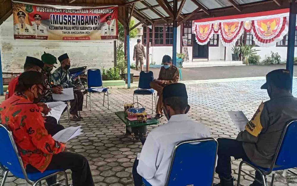 Pemerintah Kecamatan Pulau Petak Gelar Rakor Penerapan PPKM dan Optimalkan Posko Desa