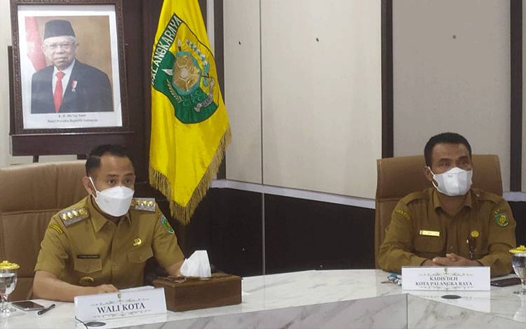 Pengusaha di Palangka Raya Komitmen Batasi Penggunaan Kantong Plastik