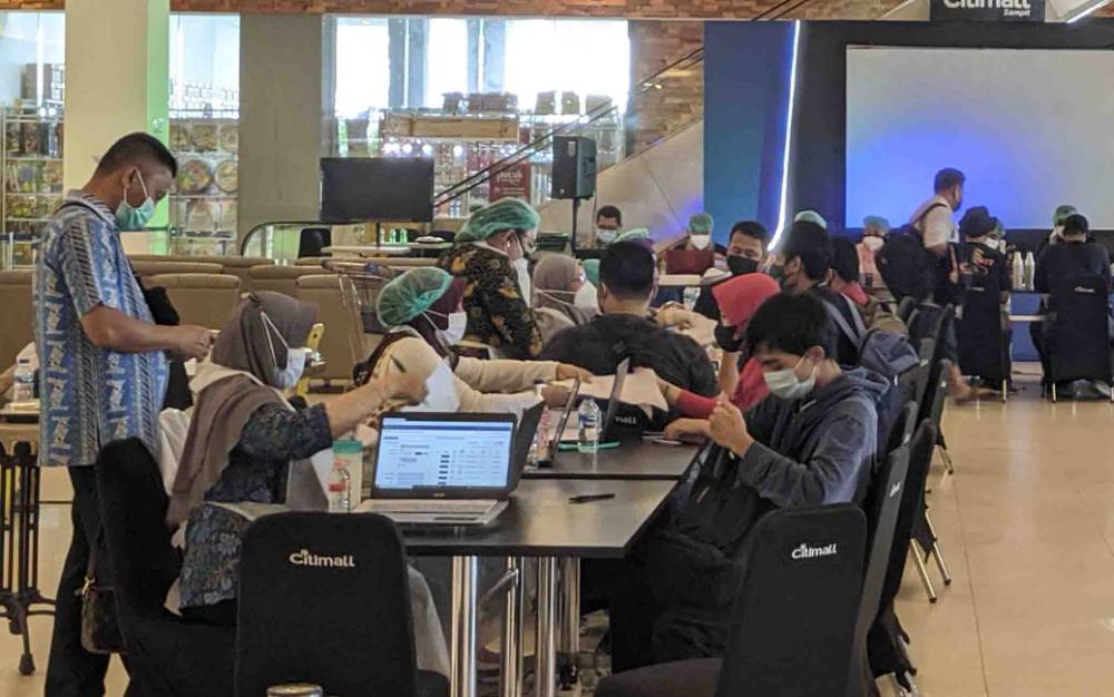 Vaksinasi Dosis Ketiga di Kotim Diutamakan untuk Tenaga Kesehatan