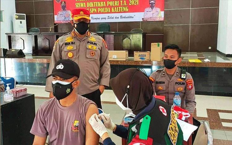 Siswa SPN Polda Kalteng Terima Vaksinasi Dosis 2