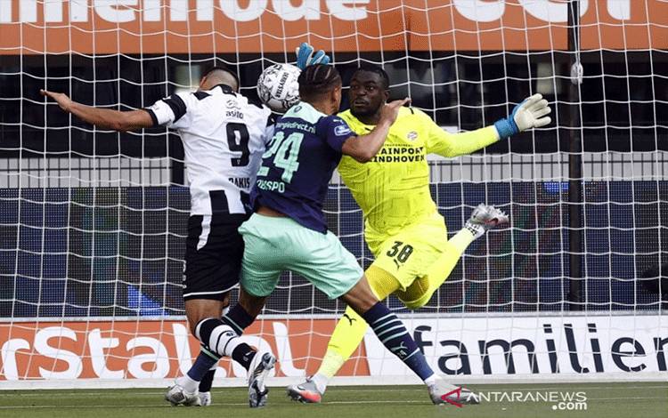 PSV Awali Musim Bekuk Heracles, AZ Tumbang di Markas RKC Waalwijk