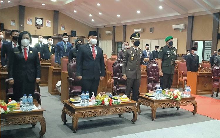 Dengarkan Pidato Kenegaraan, Sebagian Anggota DPRD Kotim Ikuti Secara Daring