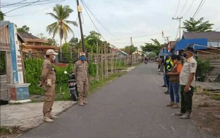 Tim Satgas Covid-19 Kapuas Lakukan Pengecekan Aktivitas Pasar Mingguan
