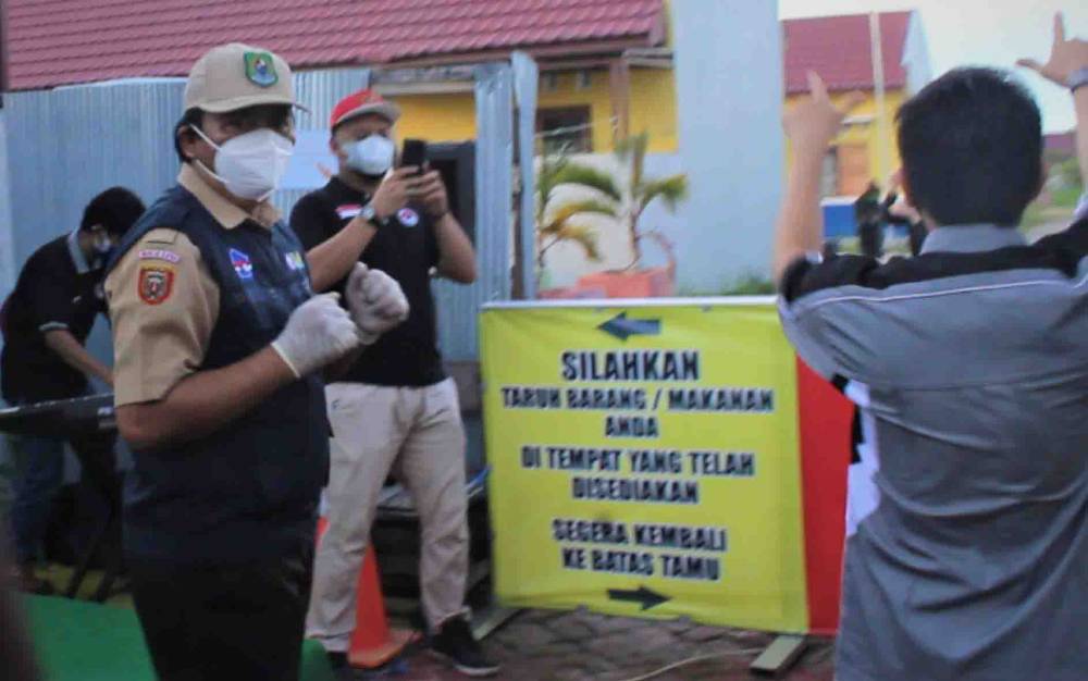 Momen Hari Pramuka, Kwarcab Kapuas dan DKD Lakukan Bakti Sosial