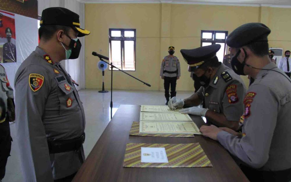 Kapolres Kapuas Pimpin Sertijab Kabag SDM dan Dua Kapolsek