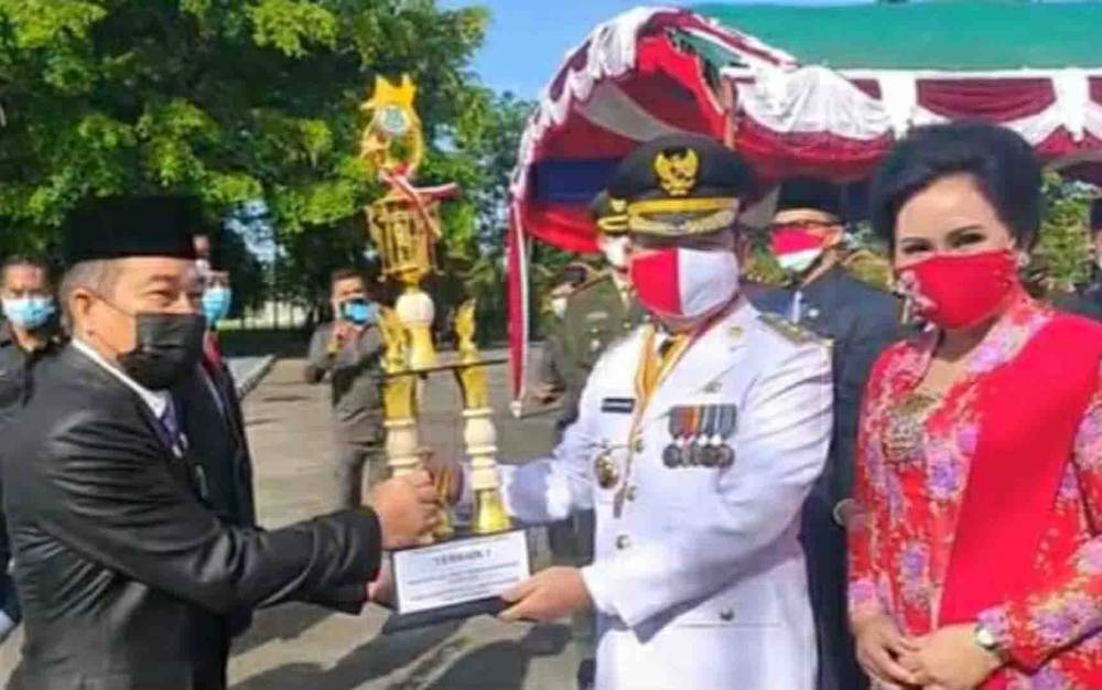 Dinas Dukcapil Kapuas Raih Juara Terbaik 1 Pengelolaan Arsip Tingkat Kabupaten