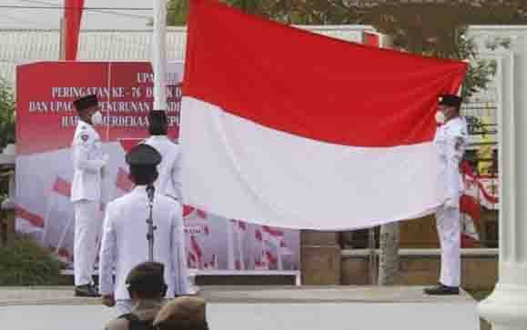 Bupati Barito Utara Pimpin Upacara HUT Kemerdekaan RI