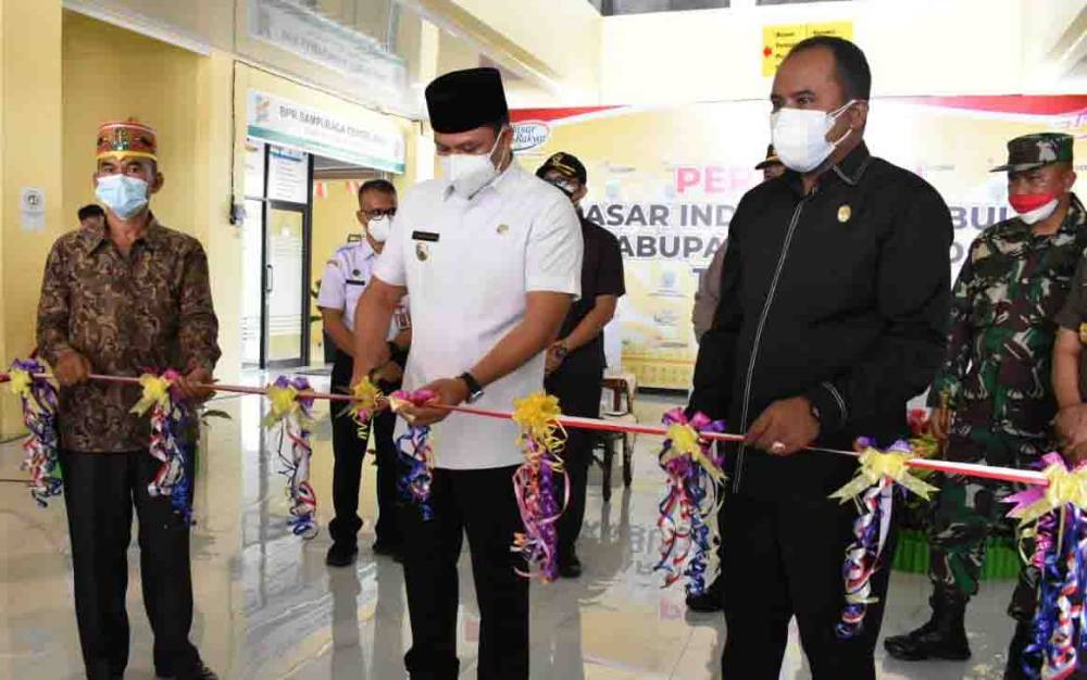 Bupati Lamandau Resmikan Pasar Induk Nanga Bulik