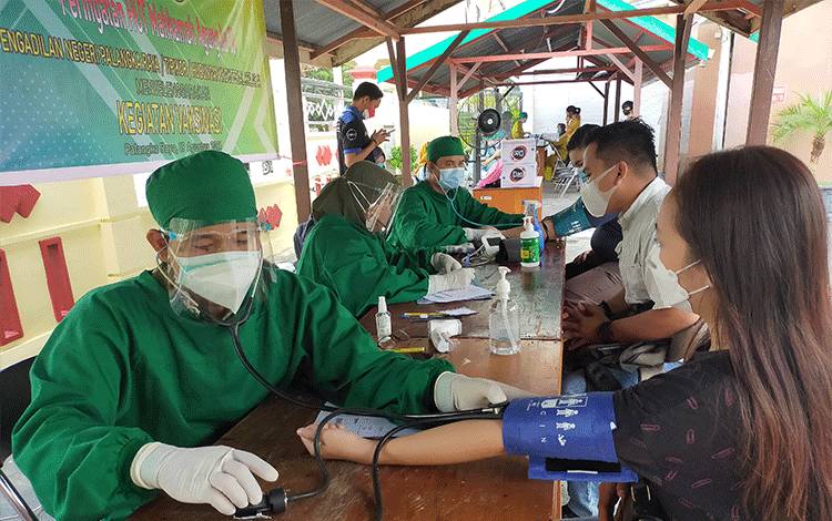 Pengadilan Negeri Palangka Raya Gelar Vaksinasi Massal