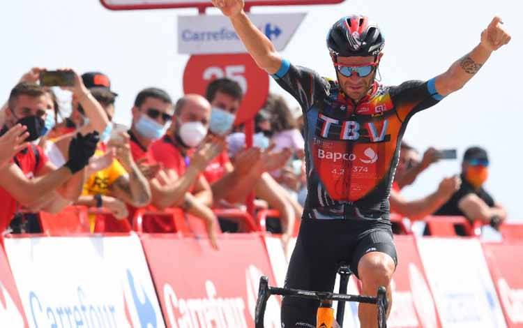 Caruso Juarai Etape Sembilan Vueltan, Roglic Kokoh di Puncak